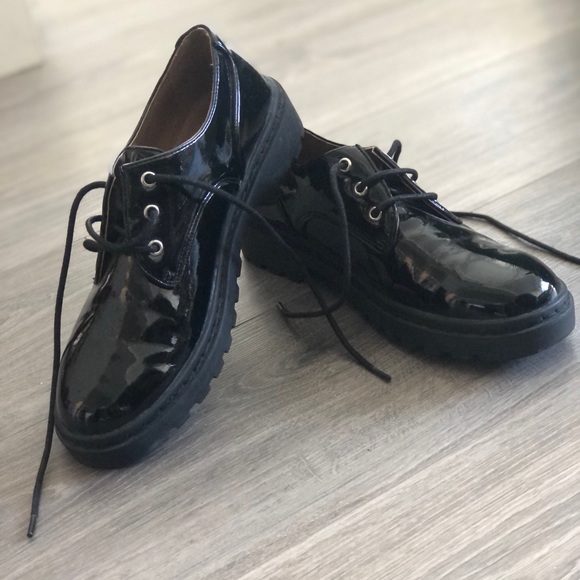 TopShop Chunky Patent Leather Loafers - Picture 8 of 12